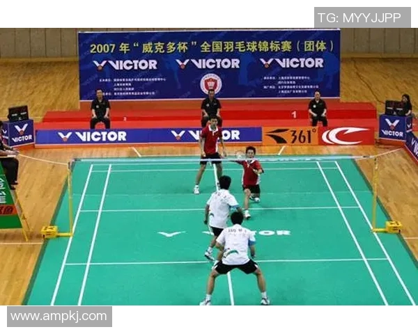 武汉篮球队的耐力之路：从艰辛训练到赛场荣耀的全景探讨